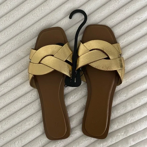 Gold Braided Sandals - Picture 2 of 4